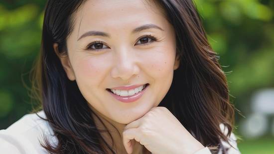 適合四十多歲女人用的護(hù)膚品，四十抗皺優(yōu)選：緊致滋養(yǎng)護(hù)膚品精選
