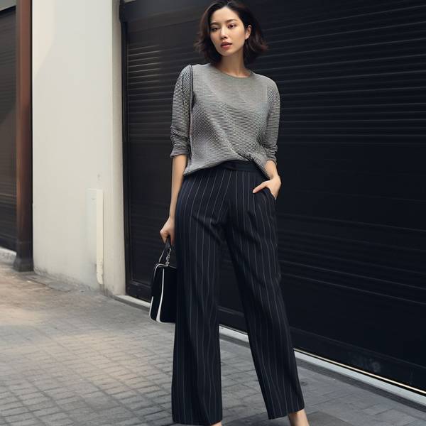 黑色的褲子配什么顏色的上衣，黑色褲子絕佳配色指南與上衣搭配全攻略